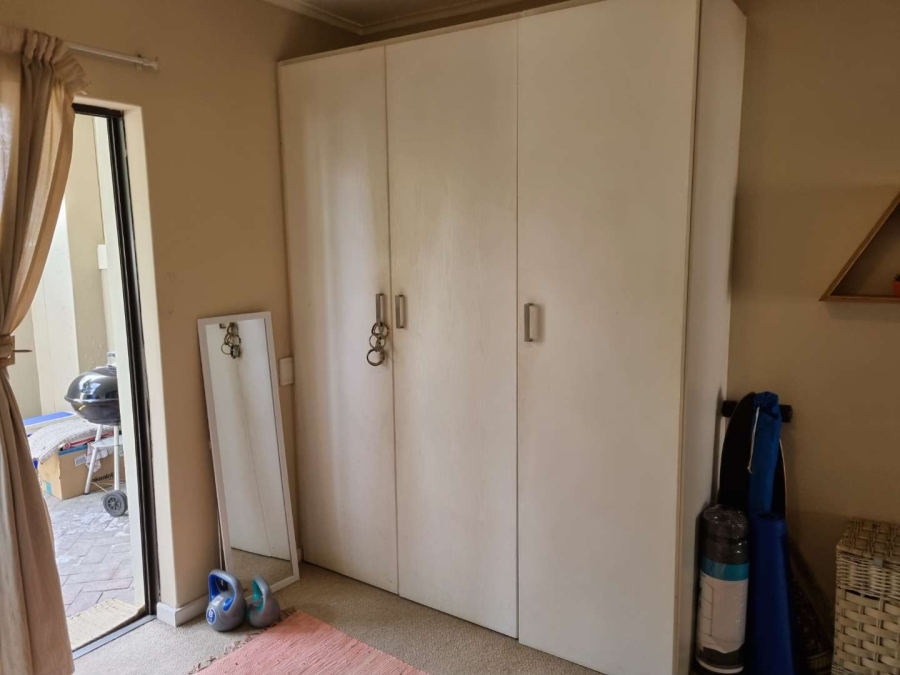 To Let 1 Bedroom Property for Rent in Mowbray Western Cape